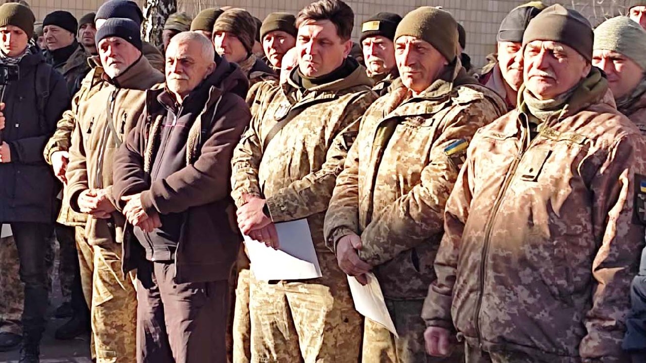 Привітали лубенських добровольців